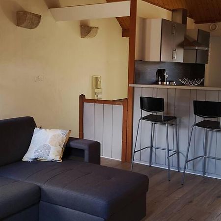Duplex Au Centre Ville, Dans Cour Interieure Calme ドール エクステリア 写真